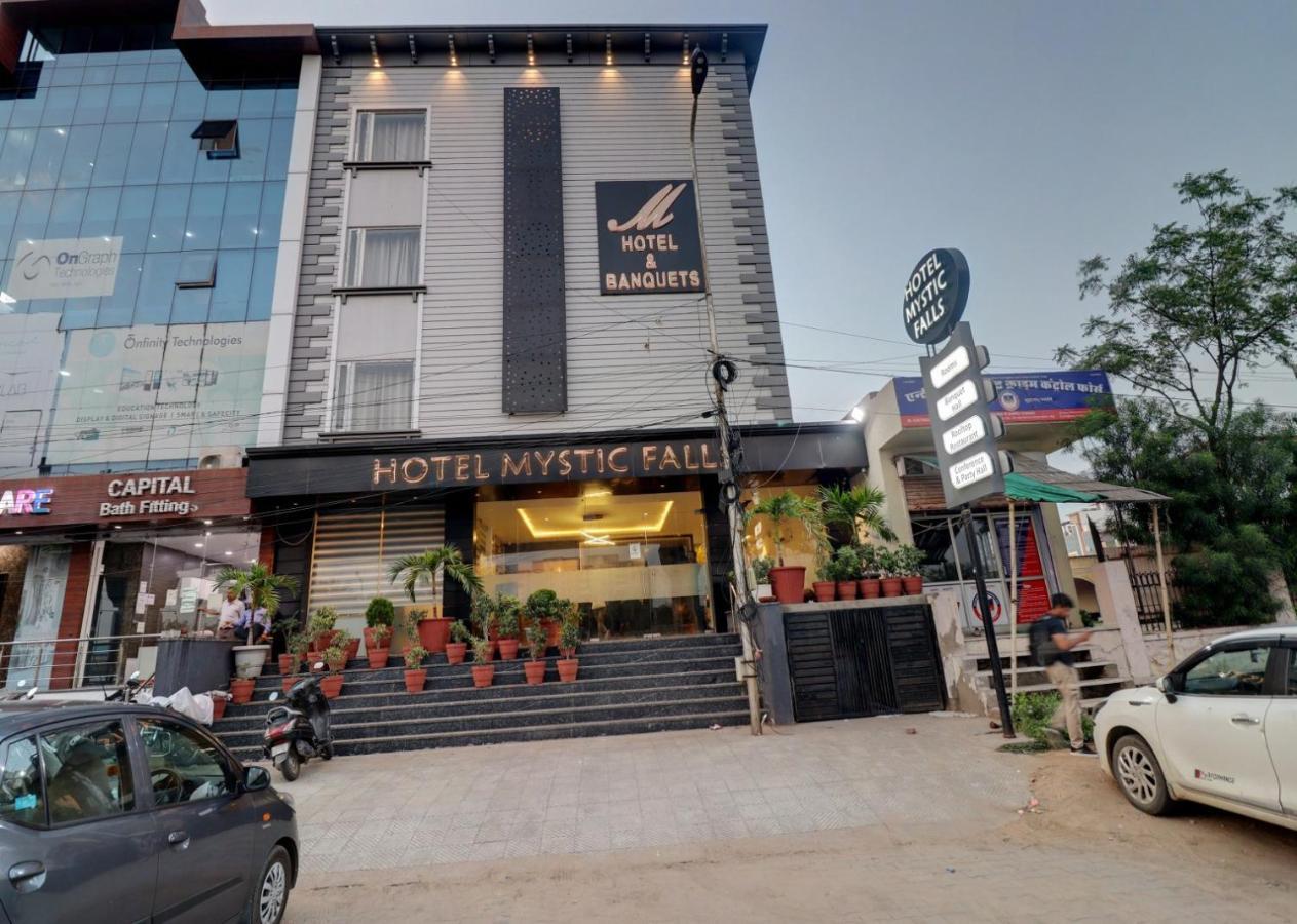 Hotel Mystic Falls Jaipur Exterior photo